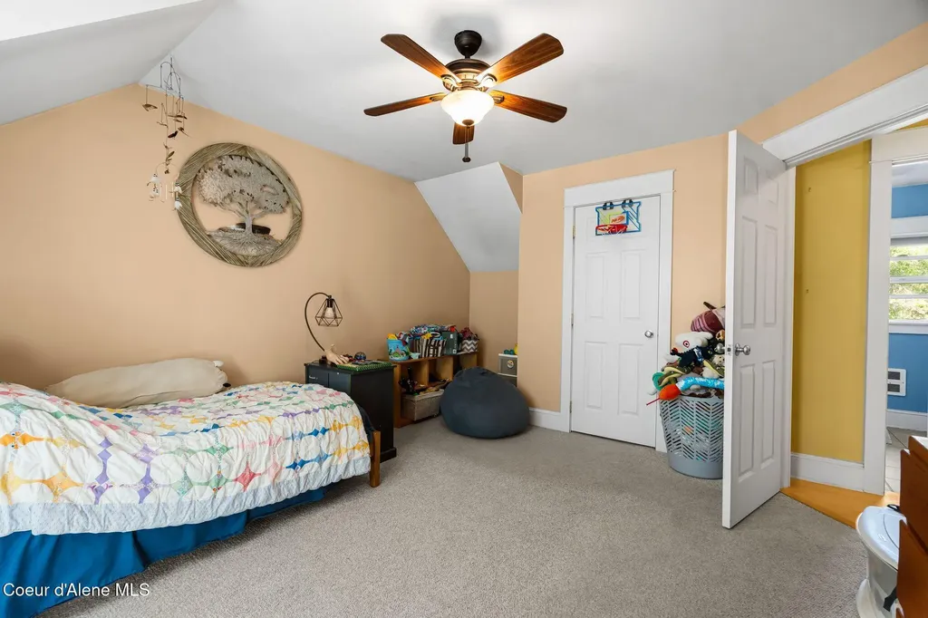 707 N Forest Avenue Sandpoint ID 83864