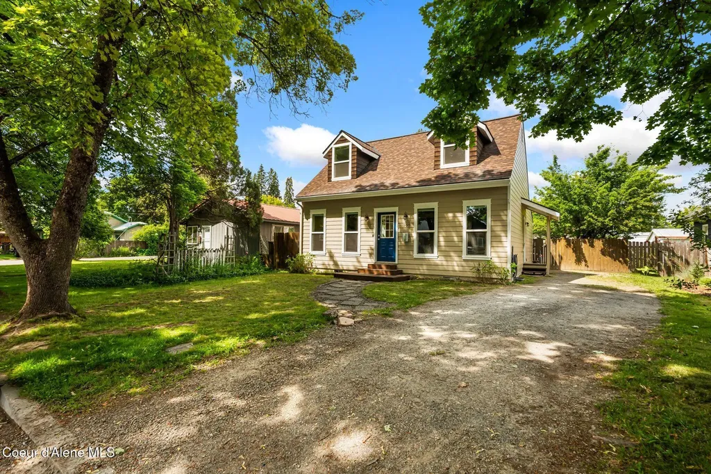 707 N Forest Avenue Sandpoint ID 83864