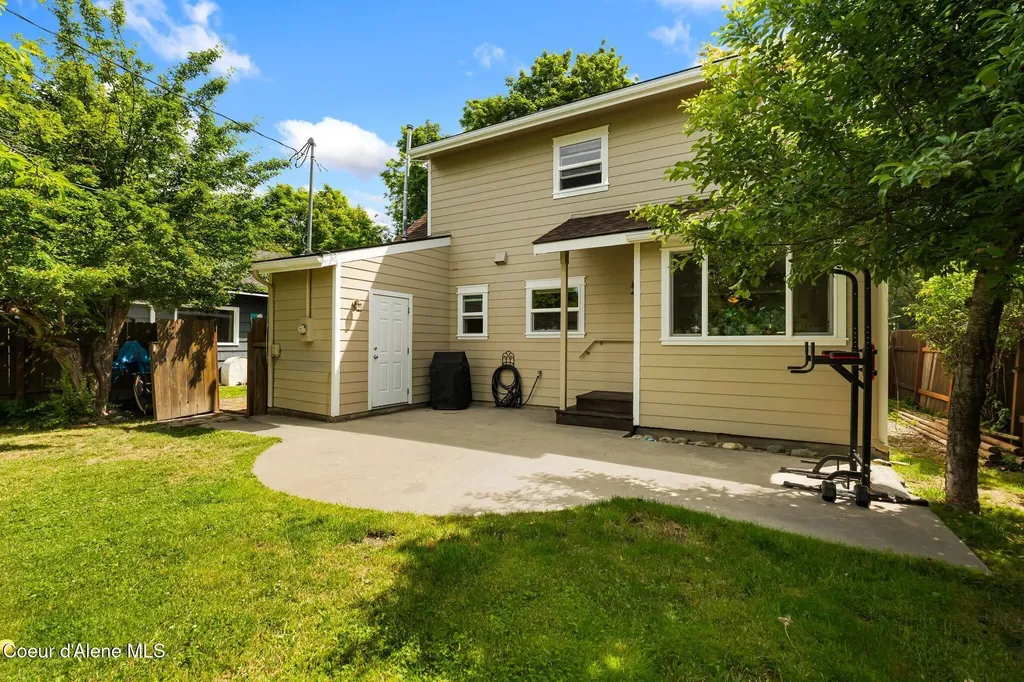 707 N Forest Avenue Sandpoint ID 83864