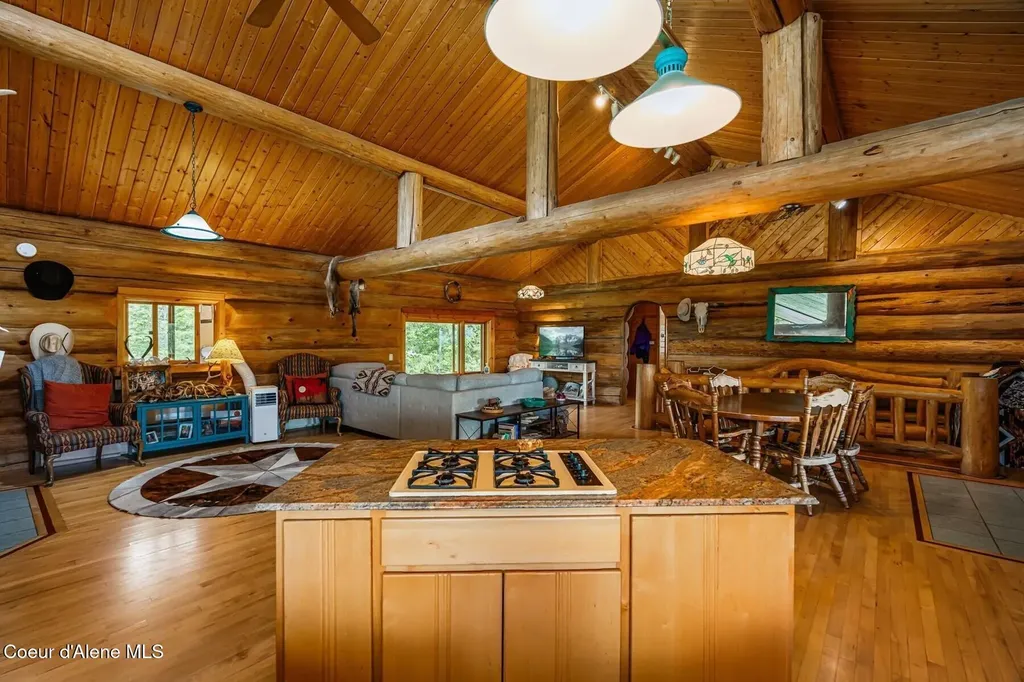 480 Natures Way Bonners Ferry ID 83805