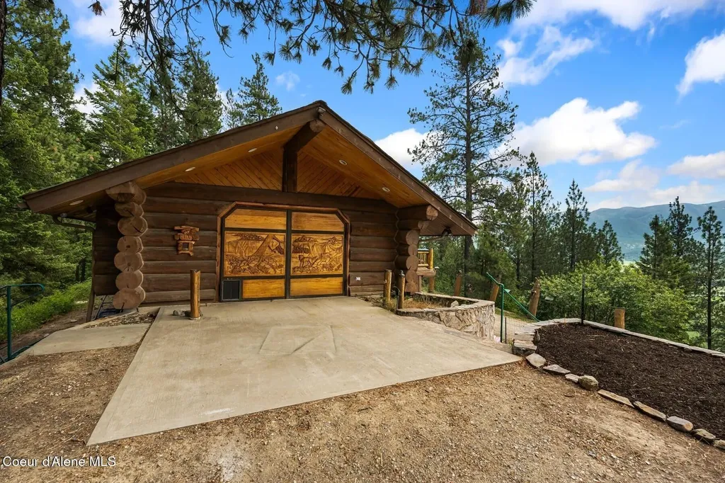 480 Natures Way Bonners Ferry ID 83805