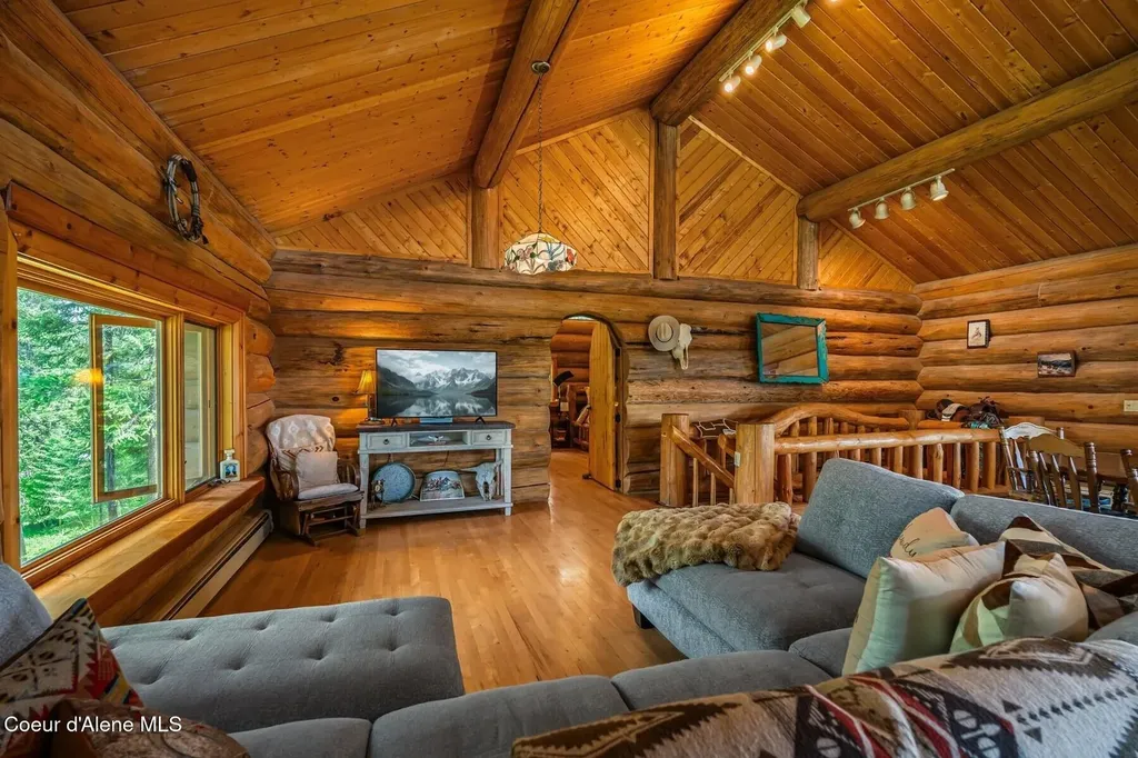 480 Natures Way Bonners Ferry ID 83805