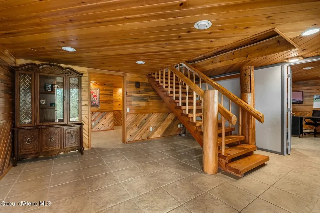 480 Natures Way Bonners Ferry ID 83805