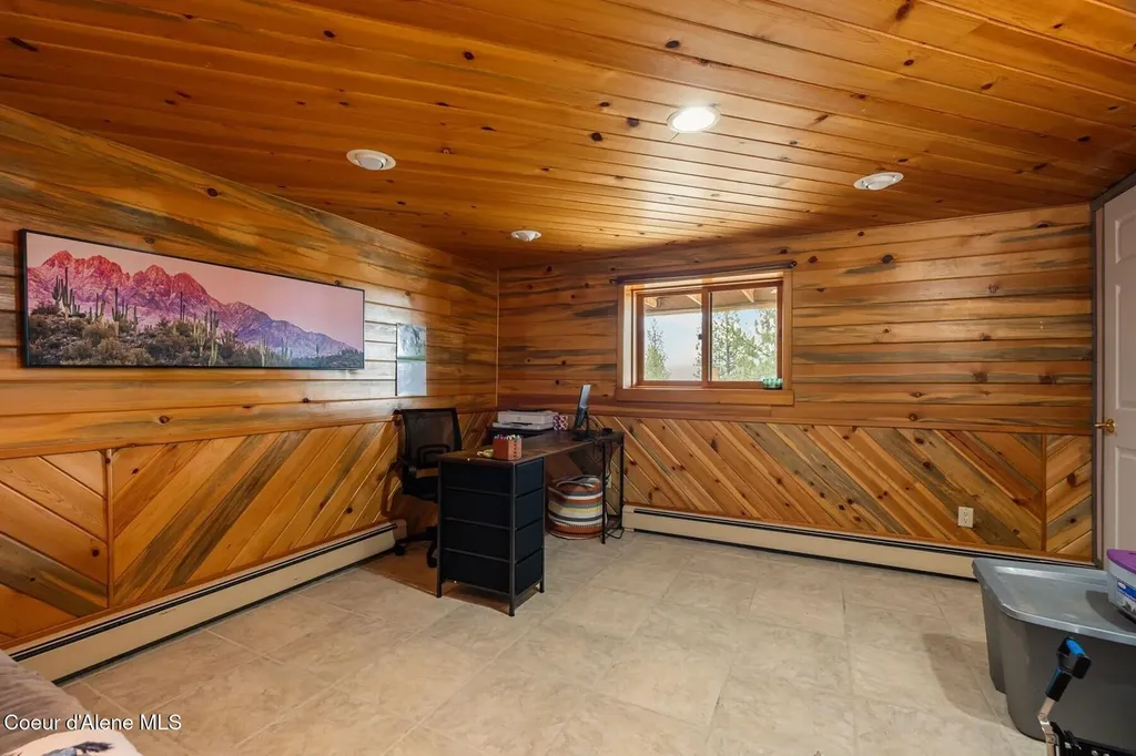 480 Natures Way Bonners Ferry ID 83805