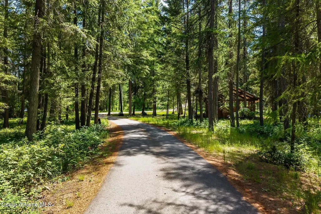 480 Natures Way Bonners Ferry ID 83805