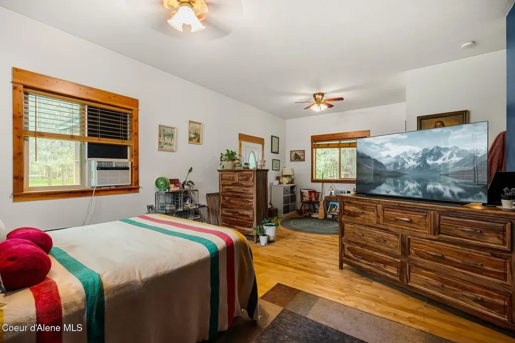 480 Natures Way Bonners Ferry ID 83805