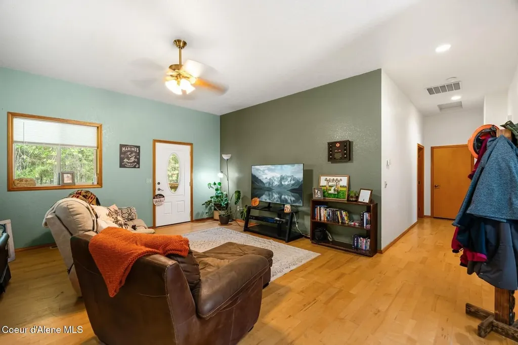 480 Natures Way Bonners Ferry ID 83805