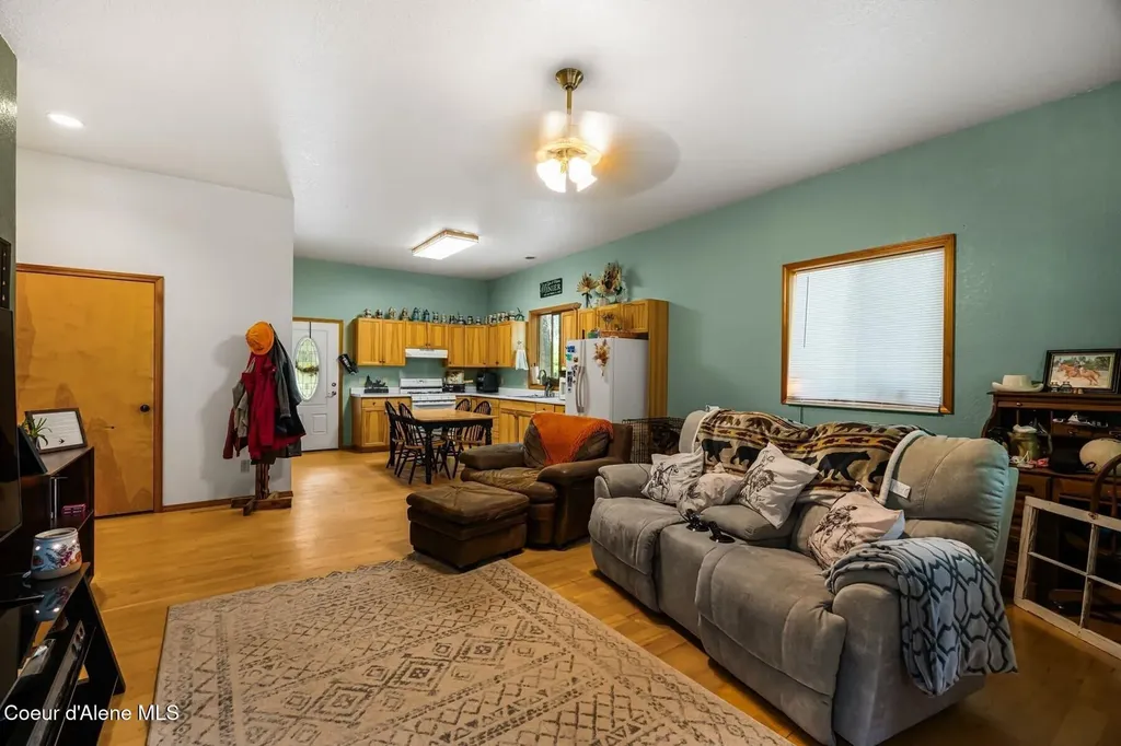 480 Natures Way Bonners Ferry ID 83805