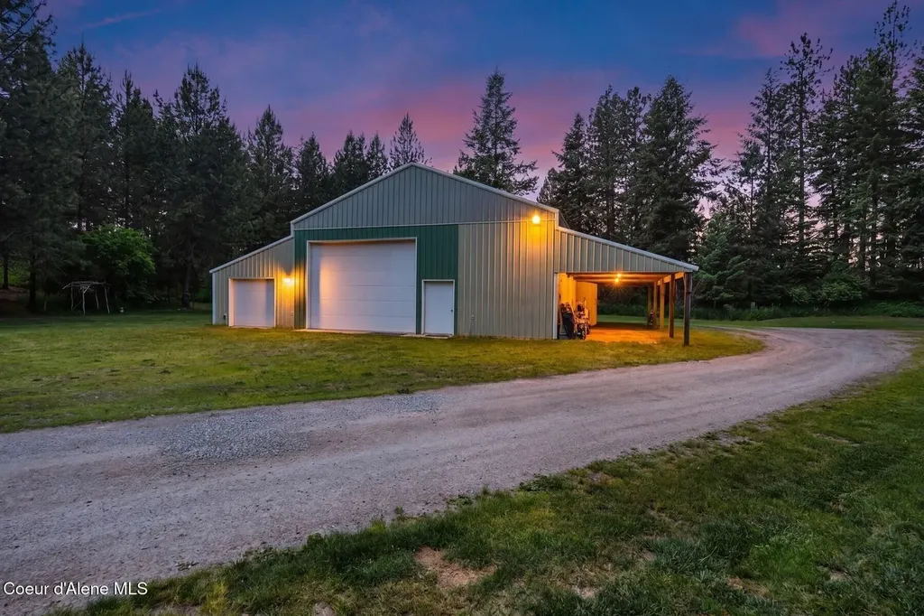 480 Natures Way Bonners Ferry ID 83805