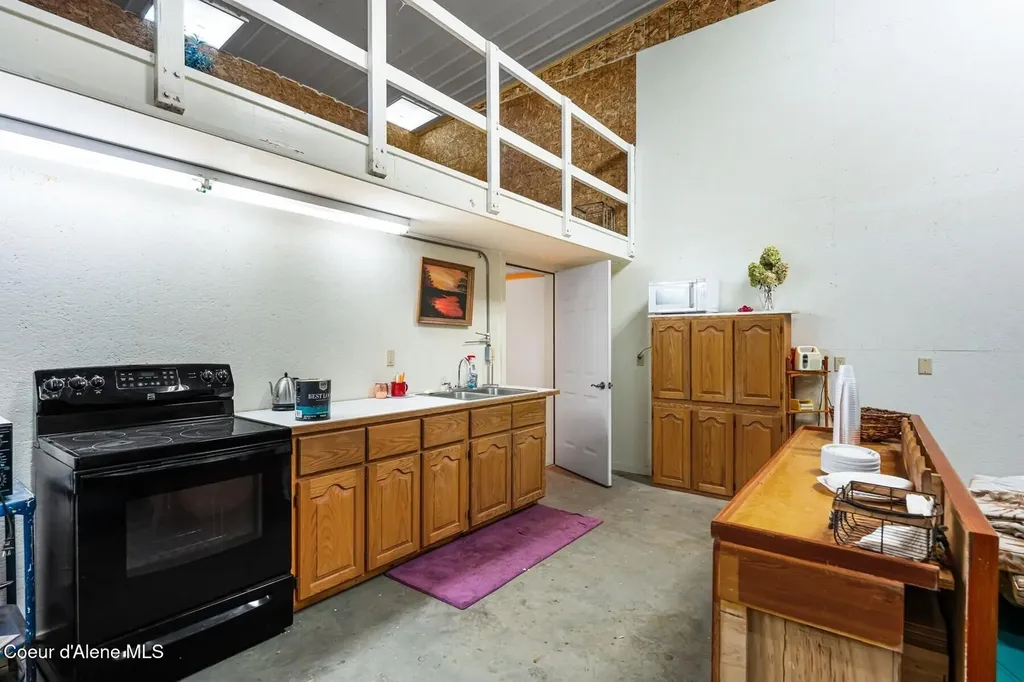 480 Natures Way Bonners Ferry ID 83805