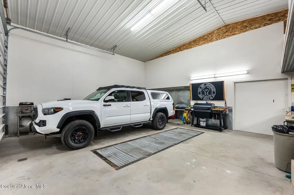 480 Natures Way Bonners Ferry ID 83805