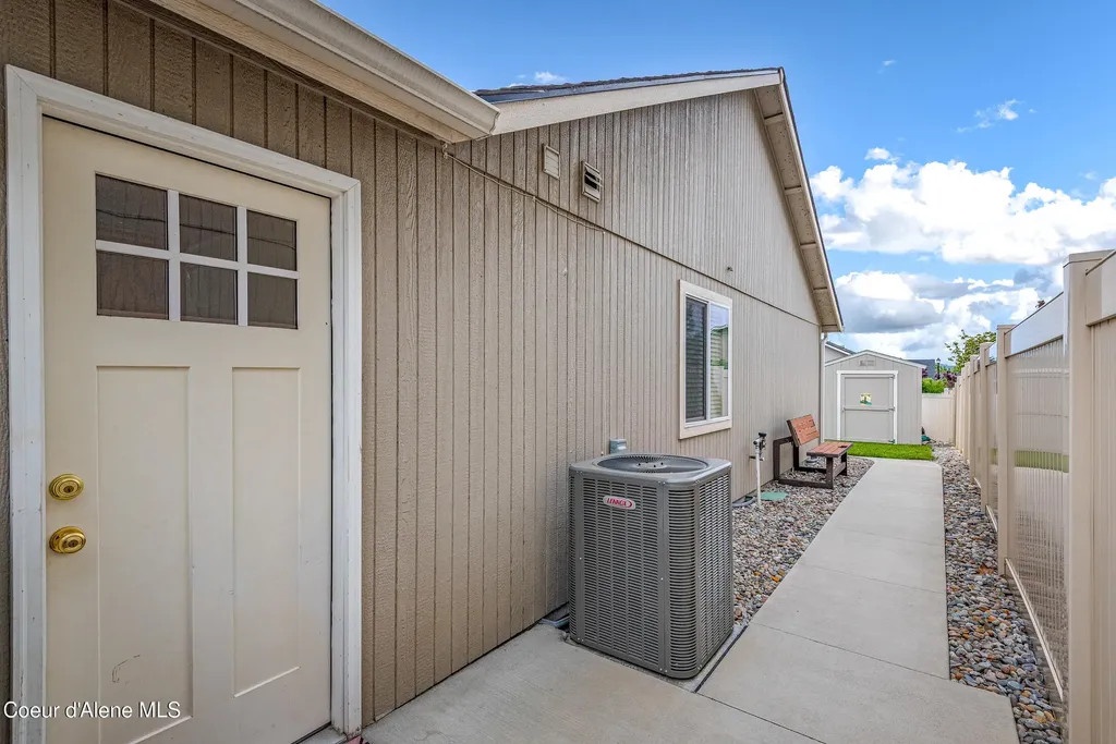 6255 W Harmony Street Rathdrum ID 83858
