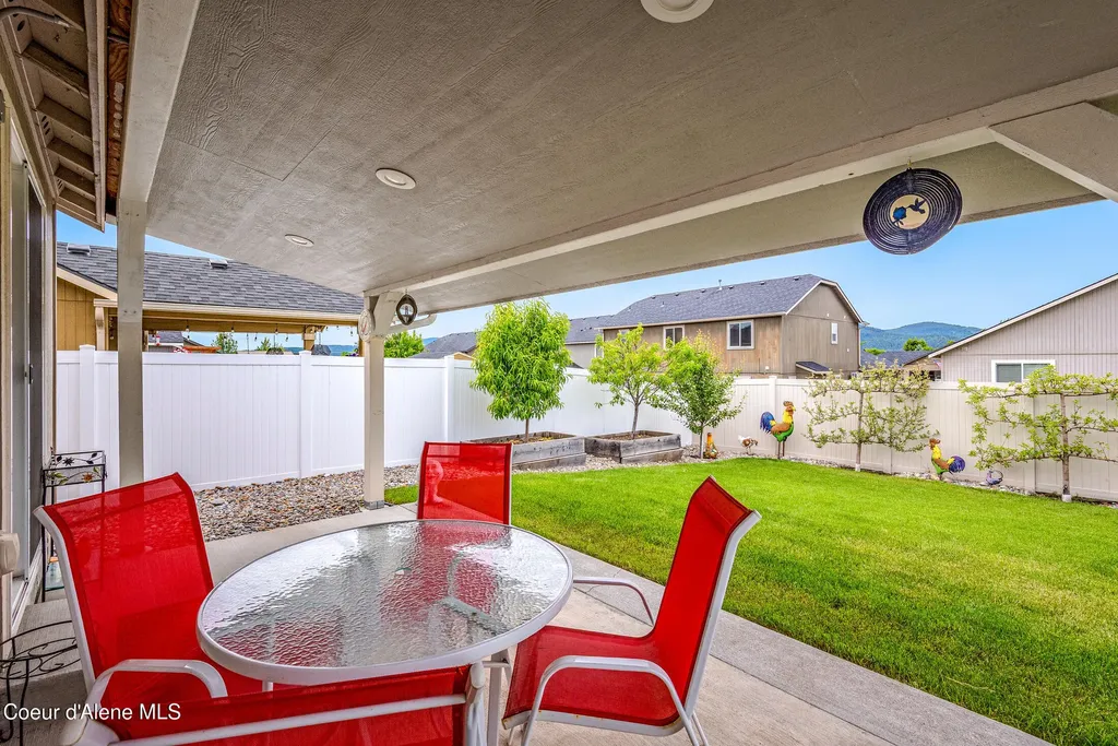 6255 W Harmony Street Rathdrum ID 83858