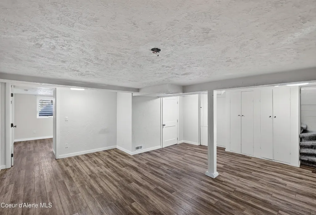 5104 N Elgin Street Spokane WA 99205