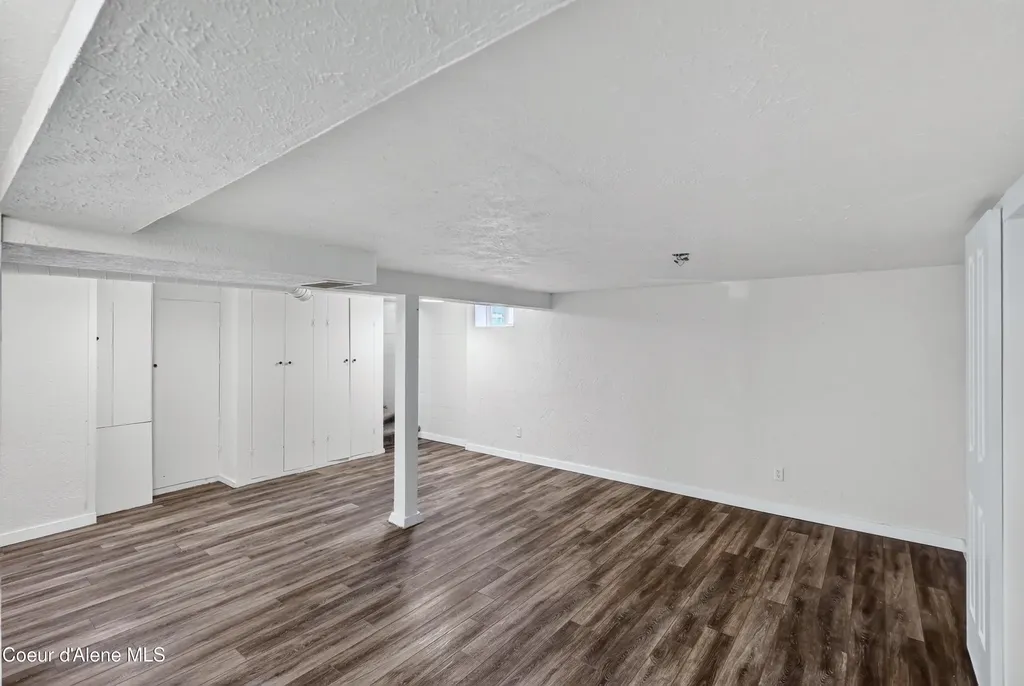 5104 N Elgin Street Spokane WA 99205