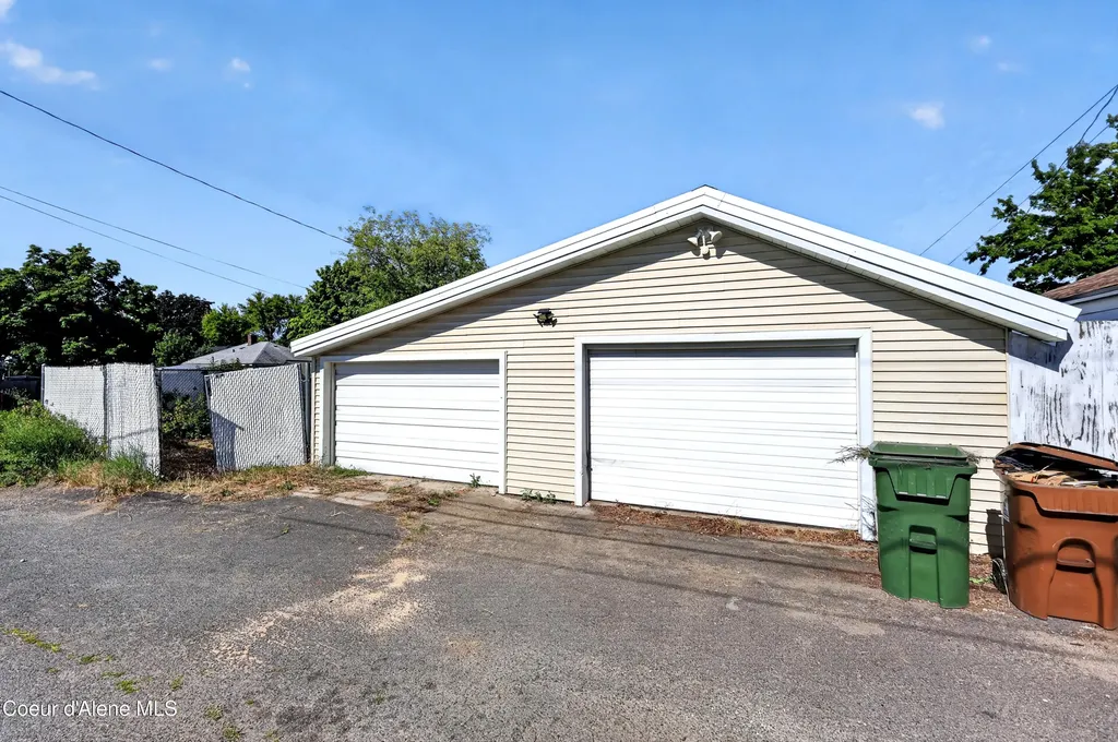 5104 N Elgin Street Spokane WA 99205