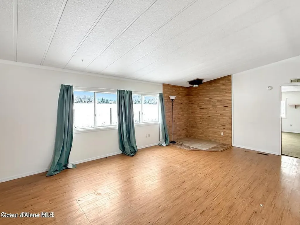 3520 W Cranston Avenue Hayden ID 83835