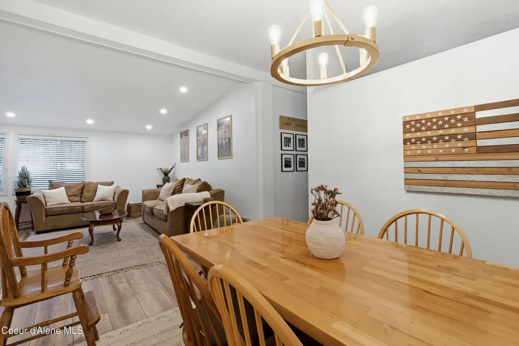 16020 E 5th Street Bayview ID 83803