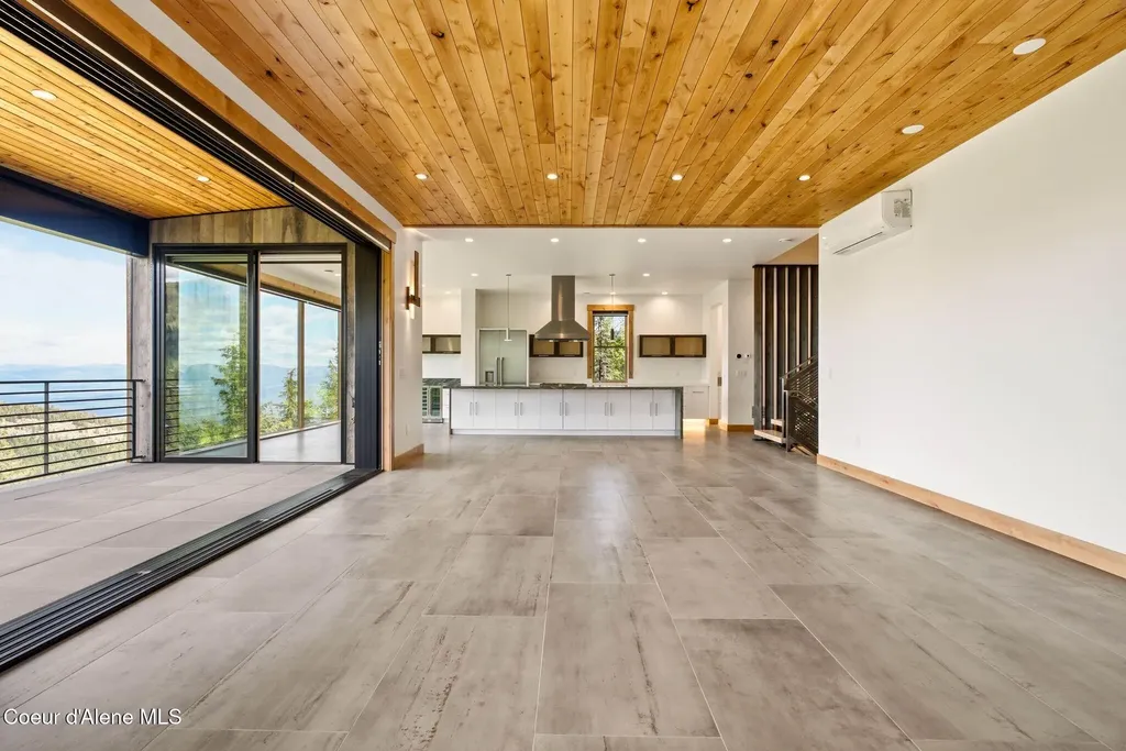 277 Blizzard Drive Sandpoint ID 83864