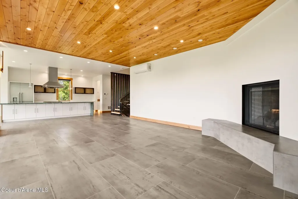 277 Blizzard Drive Sandpoint ID 83864