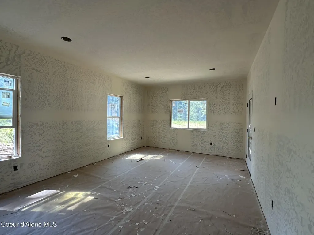 2663 W Seasons Road Athol ID 83801