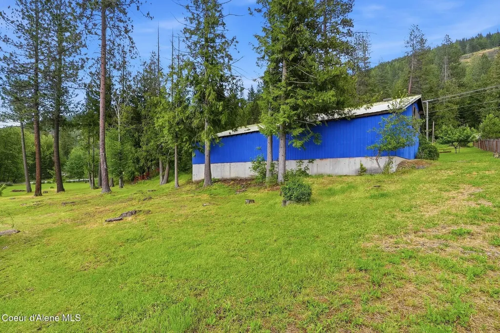 955 Bottle Bay Road Sagle ID 83860