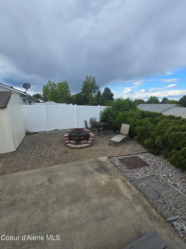 1714 N Quail Run Boulevard Post Falls ID 83854