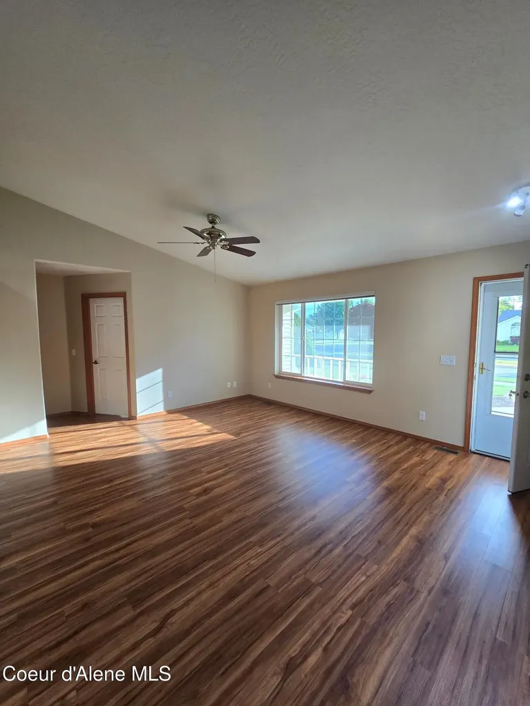1714 N Quail Run Boulevard Post Falls ID 83854