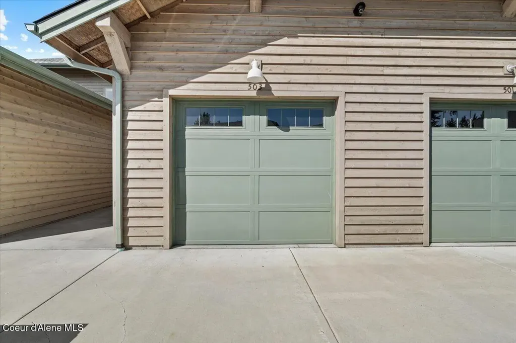 511 Guthrie Place Dover ID 83825