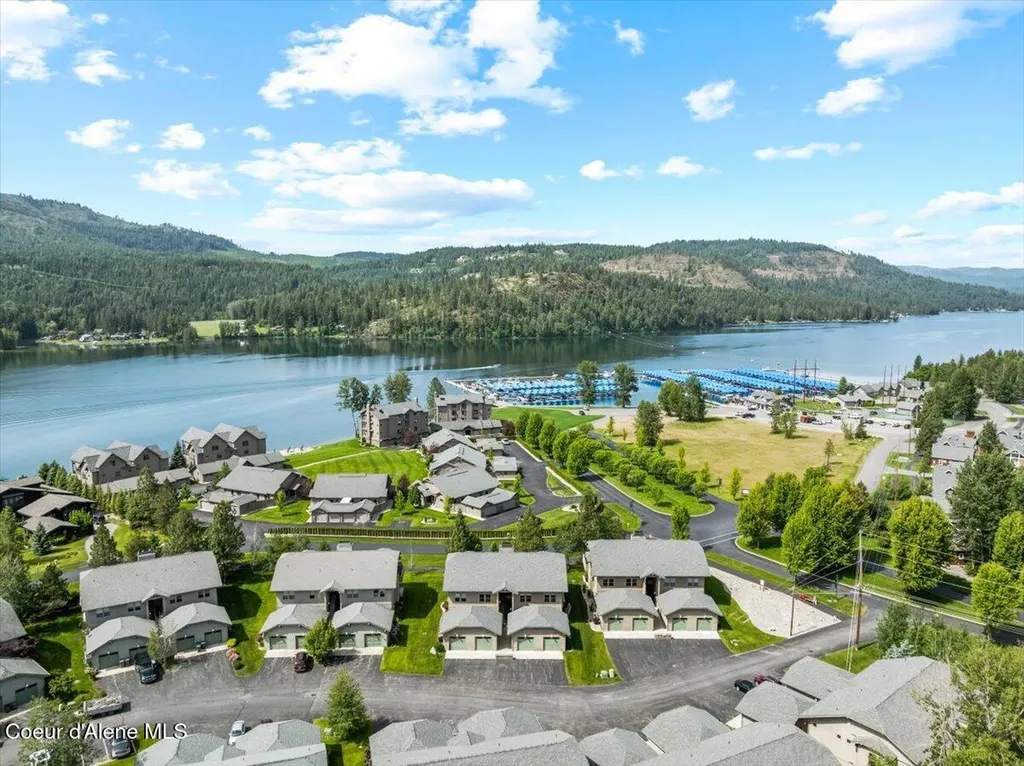 511 Guthrie Place Dover ID 83825
