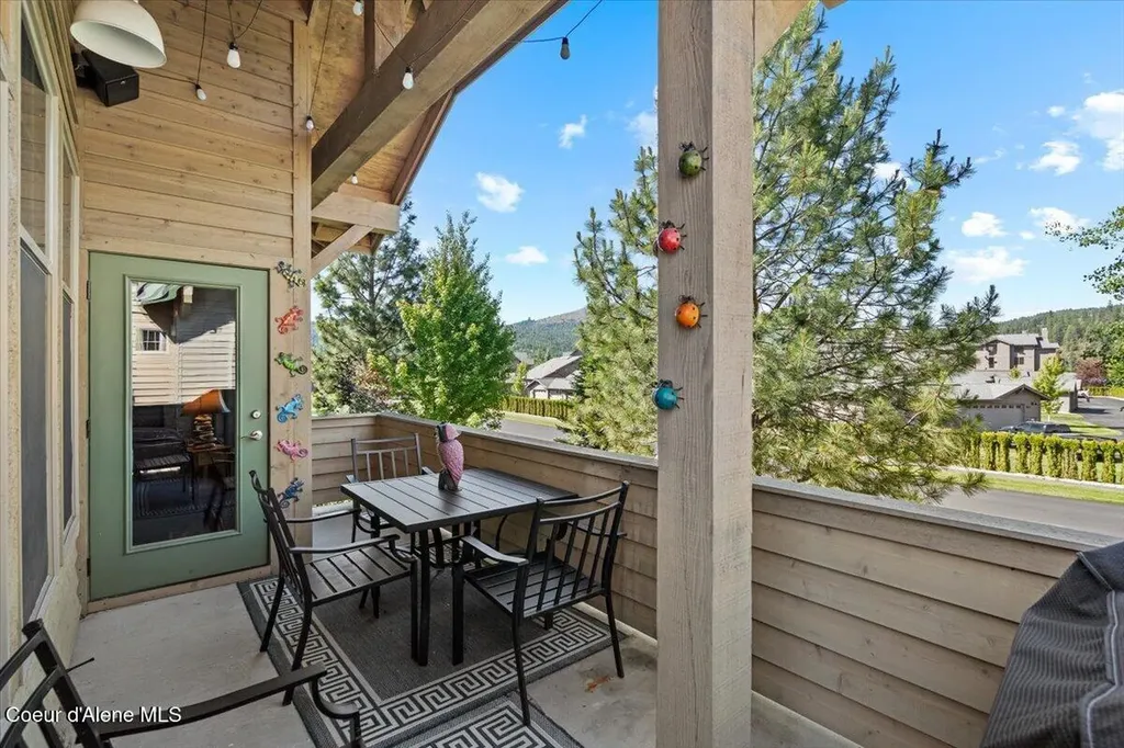 511 Guthrie Place Dover ID 83825