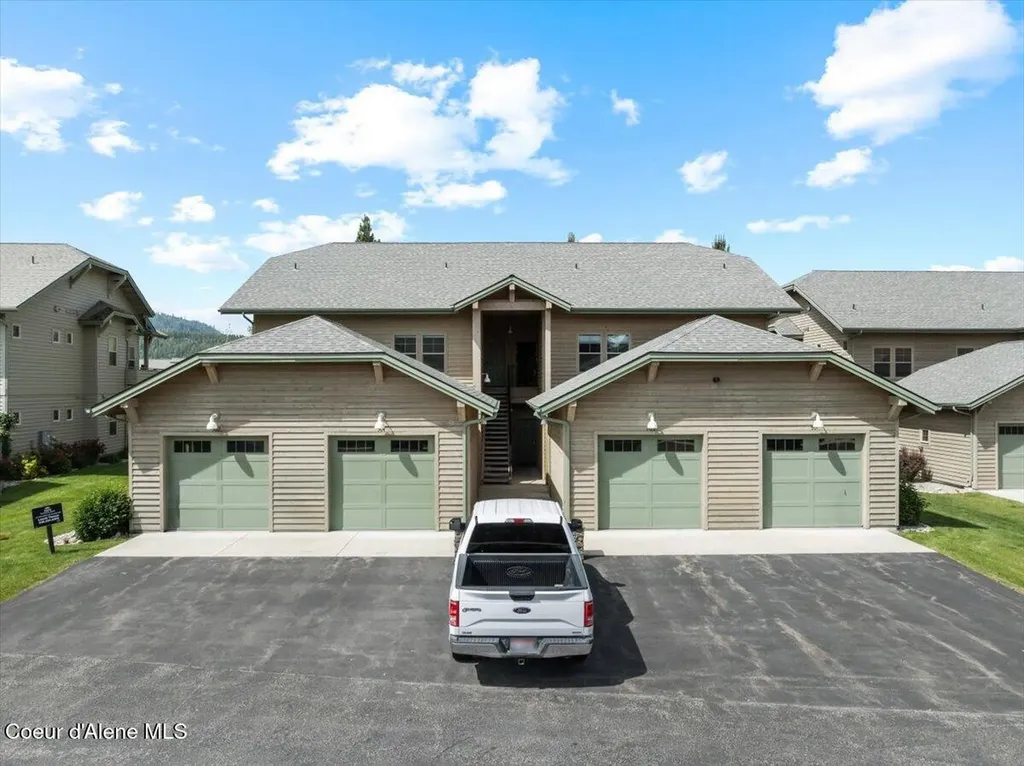 511 Guthrie Place Dover ID 83825