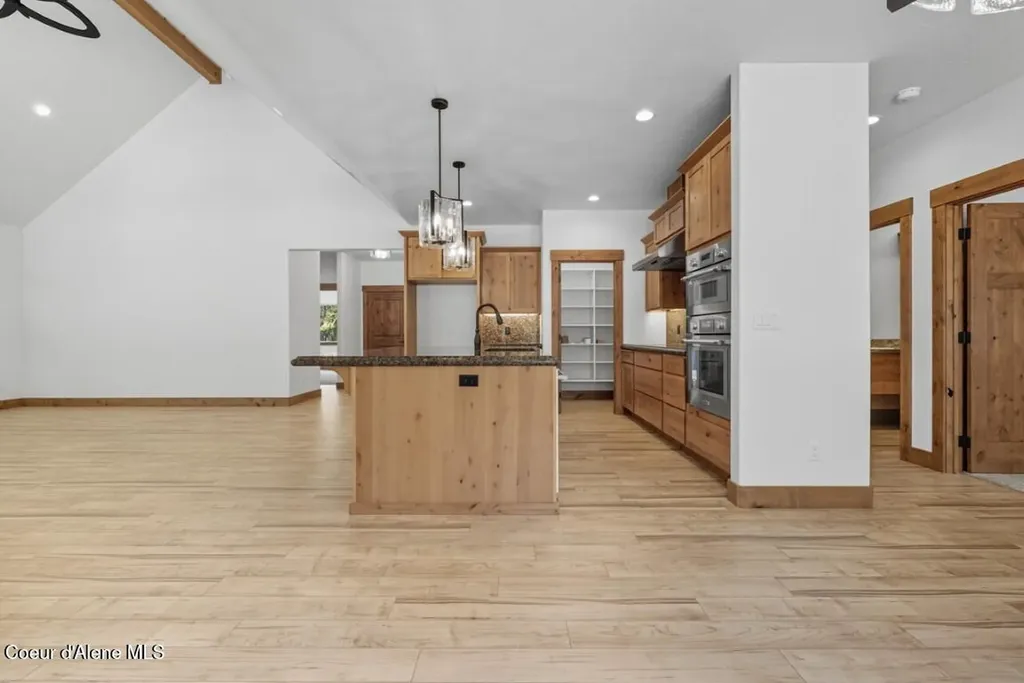 12664 E Howard Road Athol ID 83801