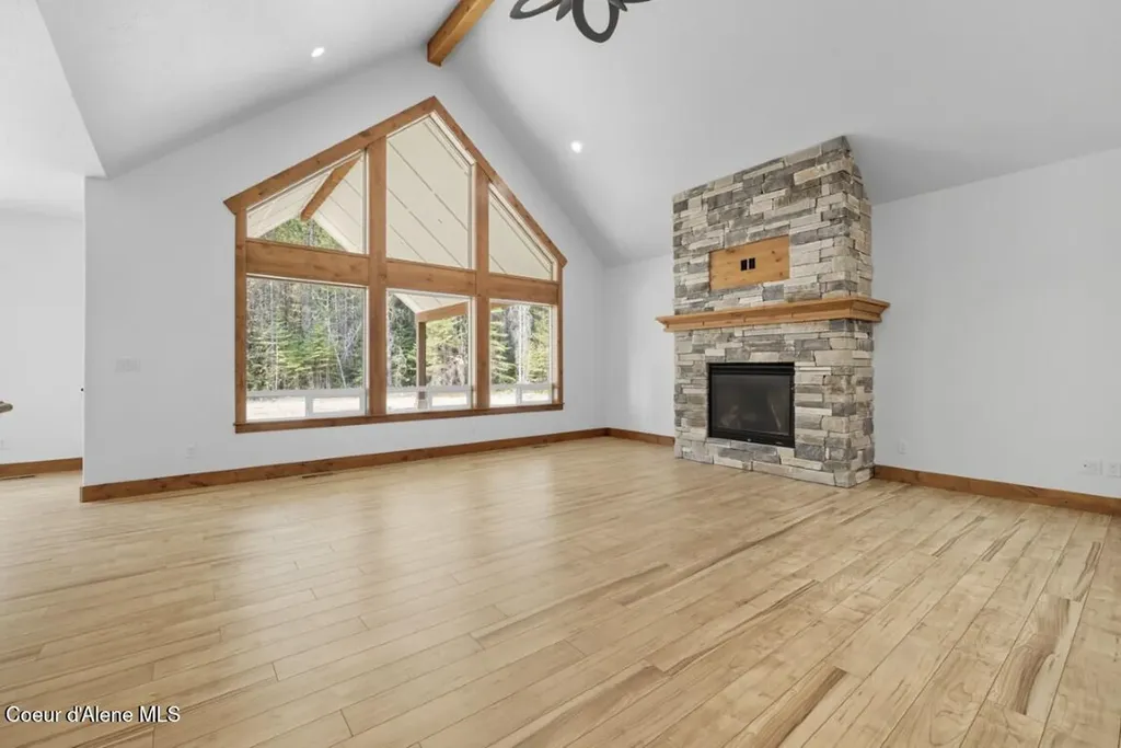 12664 E Howard Road Athol ID 83801