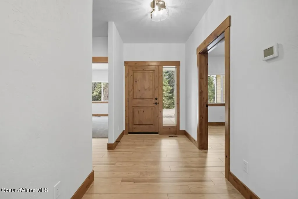 12664 E Howard Road Athol ID 83801