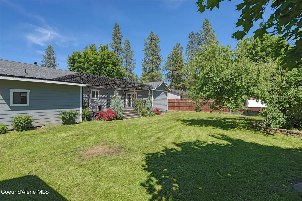 374 Dixon Street Priest River ID 83856