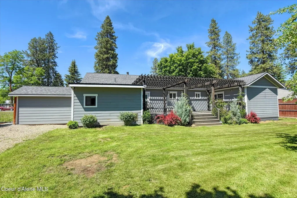 374 Dixon Street Priest River ID 83856