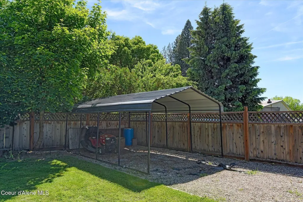 374 Dixon Street Priest River ID 83856