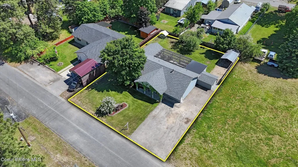 374 Dixon Street Priest River ID 83856
