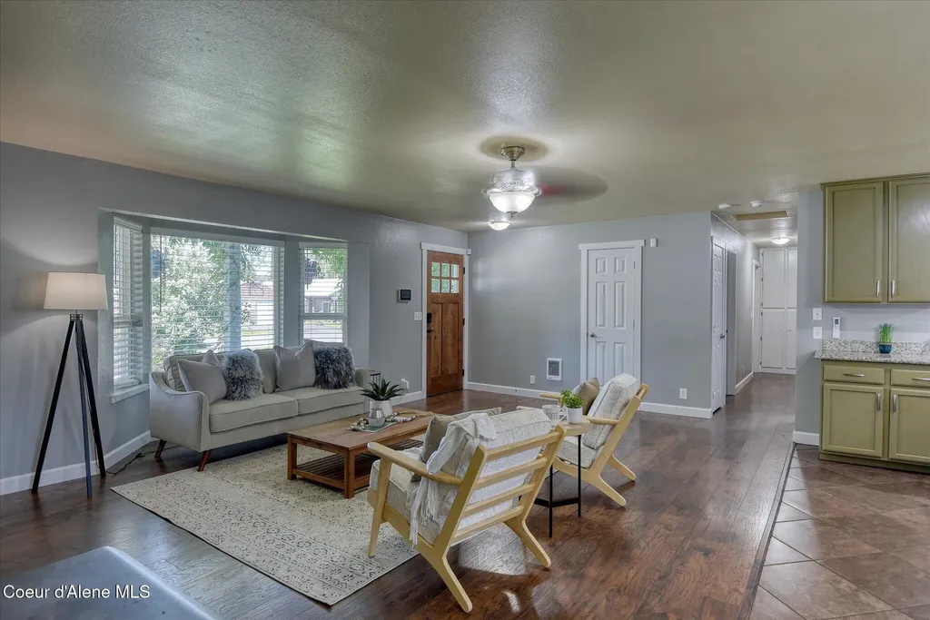 374 Dixon Street Priest River ID 83856