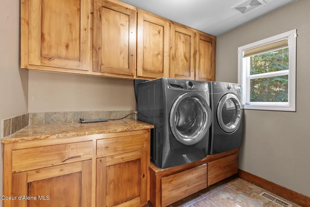 3075 E York Court Hayden ID 83835