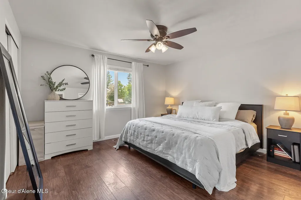 9706 N Ptarmigan Drive Hayden ID 83835