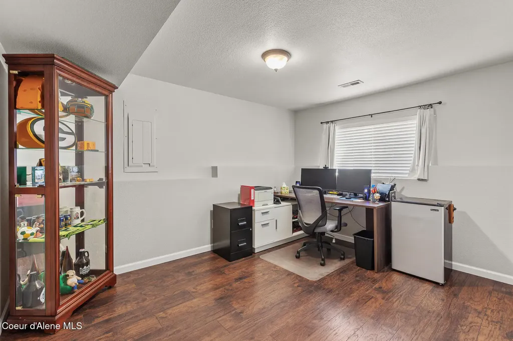 9706 N Ptarmigan Drive Hayden ID 83835