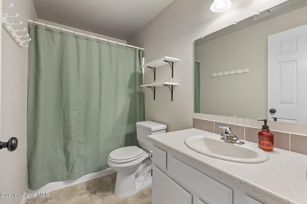 9706 N Ptarmigan Drive Hayden ID 83835