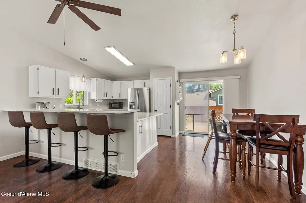 9706 N Ptarmigan Drive Hayden ID 83835