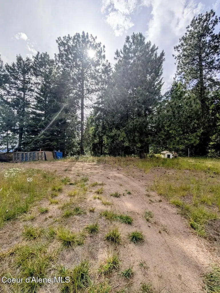 22 April Rose Way Bonners Ferry ID 83805
