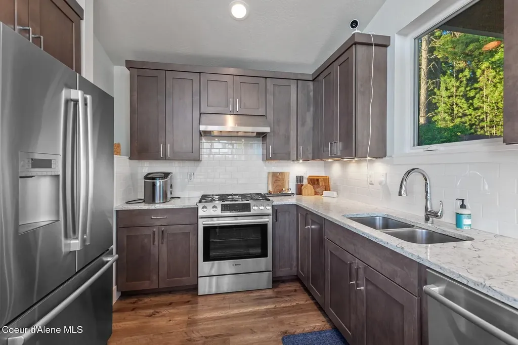 520 S Marion Court Harrison ID 83833