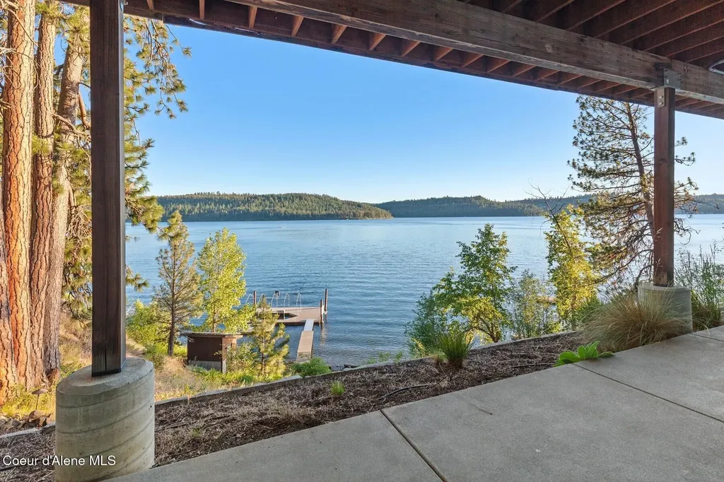 520 S Marion Court Harrison ID 83833