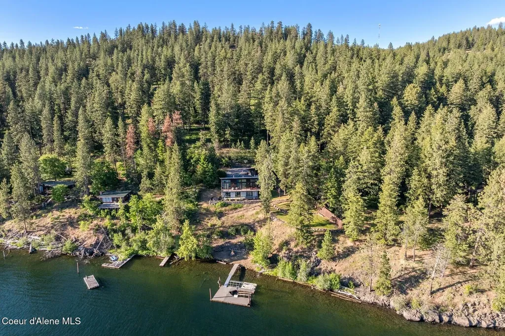 520 S Marion Court Harrison ID 83833