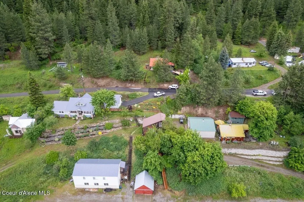 605 Hunter Street Mullan ID 83846